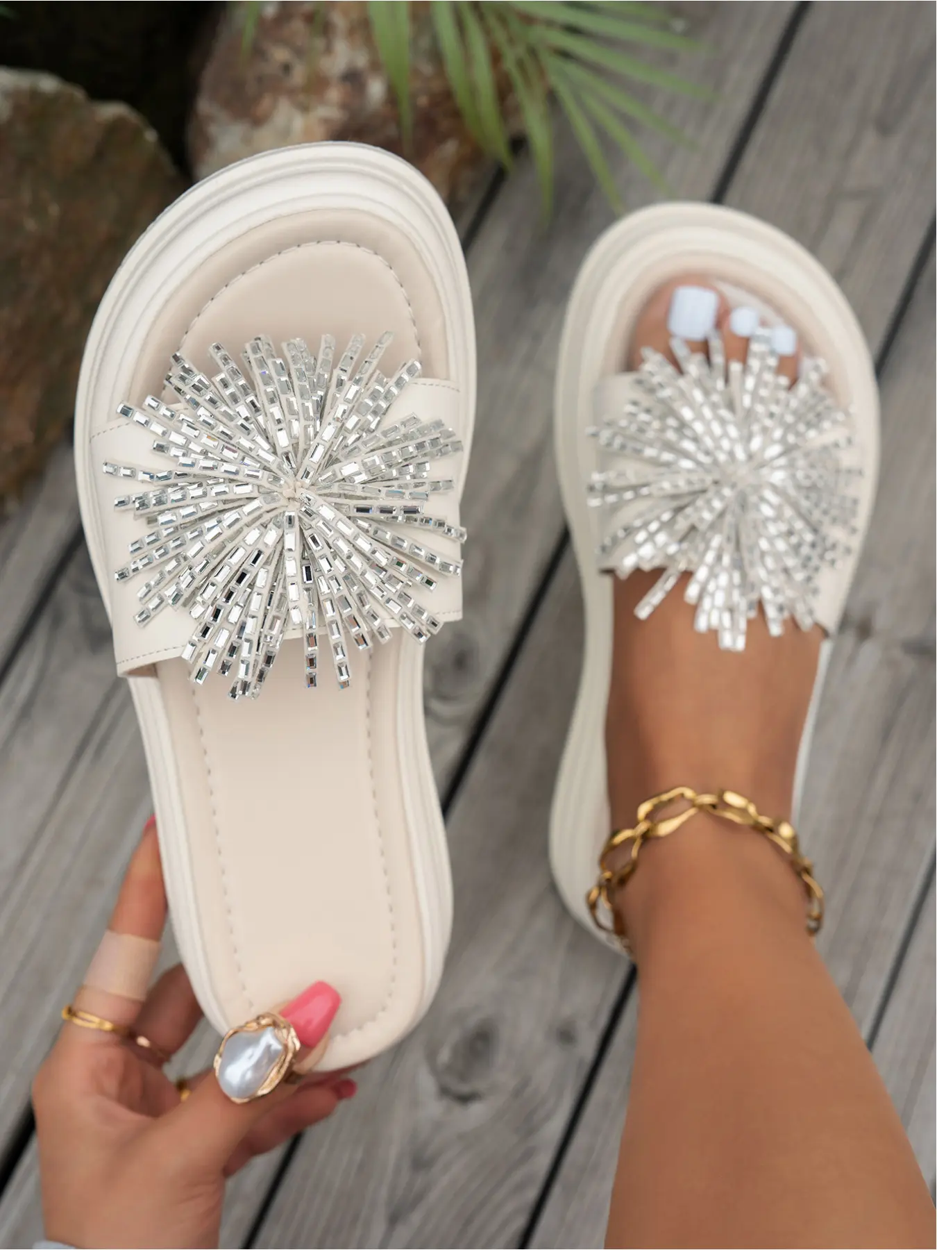 1 Pair Women's White Rhinestone Fireworks Slides, Non-Slip Platform Sandals, All-Match Footwear for Beach & Outdoor Activities