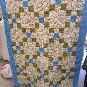 Irish chain quilt