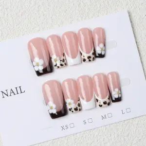 10-Piece Square French Leopard Nail Set, Handmade Gradient Flower Decor, Sweet Elegant Design, Perfect for Parties and Daily Wear