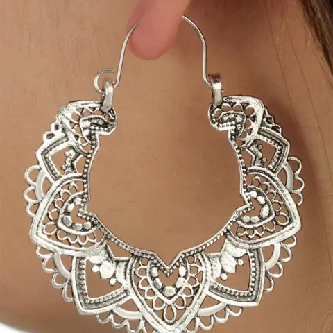 Vintage Hollow out Flower Design Hoop Earrings (1 Pair), Boho Style Jewelry for Women, Bohemian Earrings, Fashionable Jewelry Accessories for Party, Daily Clothing Decor, Perfect for Anniversary, Birthday Gift, Ear Hoops Shape Earrings