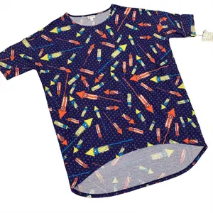 300 - LuLaRoe - Fireworks - High Low Top - Size XL