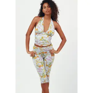 Summer Snug Capri