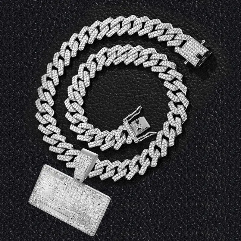 Card necklace Micro-density zircon pendant Men and women fashion street rock rap hip-hop trend jewelry very fashionable versatile necklace Style Streetwear