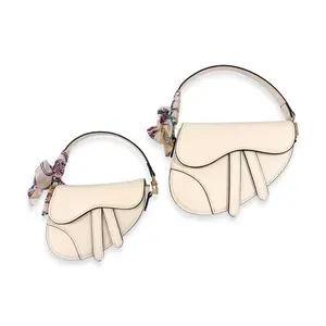 Ivory Saddle Purse - Perfect for Any Occasion