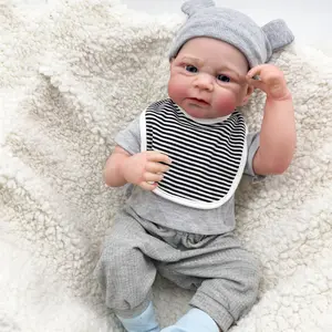 Lovely Real Look Reborn Baby Doll  18 inch 45 cm Soft Vinyl Cloth Body Baby Doll Realistic Newborn Doll Toy for Ages 3+
