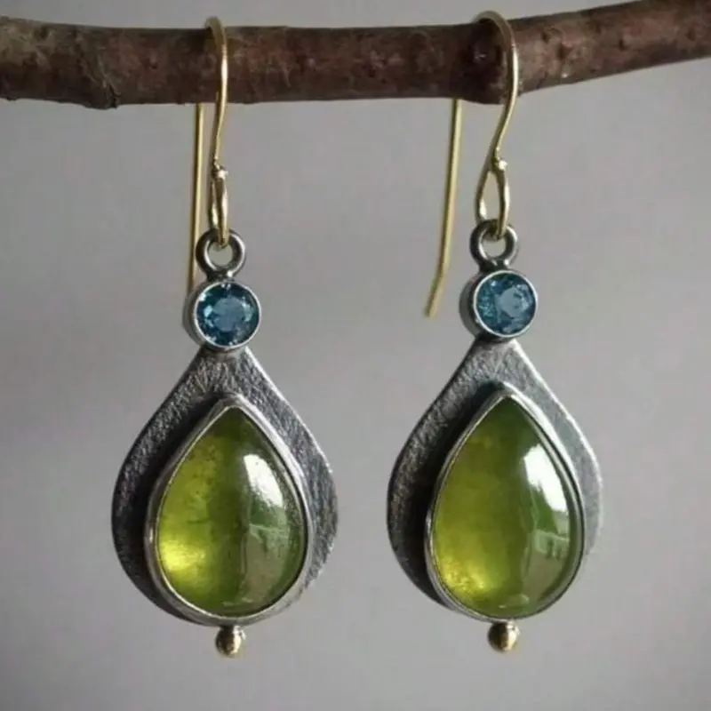 Vintage Elegant Boho Green Cubic Zirconia Earrings Fashionable Jewelry for Woman Daily Vacation Music Festival Anniversary Gift Couple's Gift，Gift for Her Elegant Minimalist High Quality Earrings Shining Earrings Dangle Earrings Set Earrings Dangling