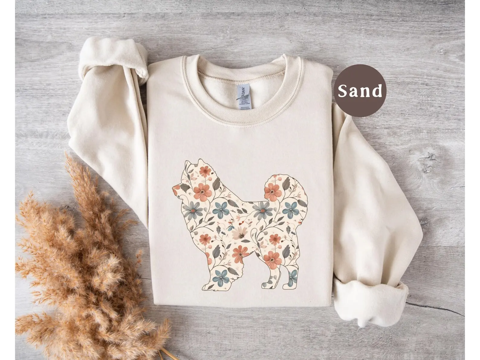 Floral Samoyed Sweatshirt, Samoyed Dog Mom Sweater Shirt, Cottagecore Boho Wildflower Crewneck, Gift for Dog Lover, New Dog Owner Gift