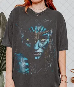 Comfort Colors Neytiri T-Shirt, Neytiri Avatar The Way Of Water Animal Kingdom Graphic Fan T-Shirt, Gift For Women & Men Unisex T-Shirt