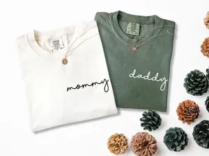 Comfort Colors Mommy And Daddy Shirts, Mommy And Daddy Tees, Mom Dad Pocket T-shirt, Cute Mom Dad Shirts, Matching Tee-shirt