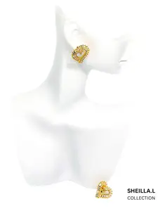18k Gold Petite Heart Earrings