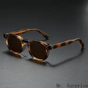 Women's Vintage Square Tortoiseshell Acetate Frame Sunglasses - Rivet Accents, Engraved Temple, Brown Lens, Feminine Retro Fashion, Unisex Fashionable Glasses