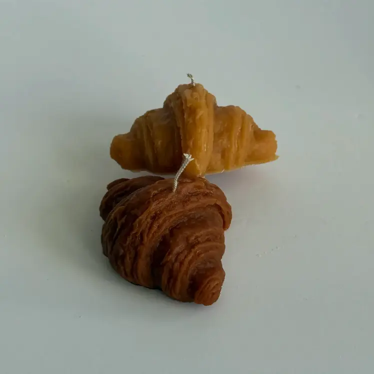 Le Croissant Candle