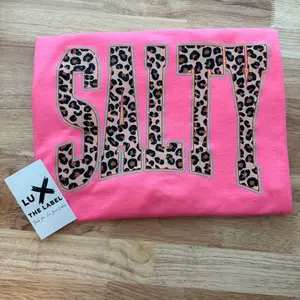 SALTY CHEETAH GILDAN UNISEX T-SHIRT