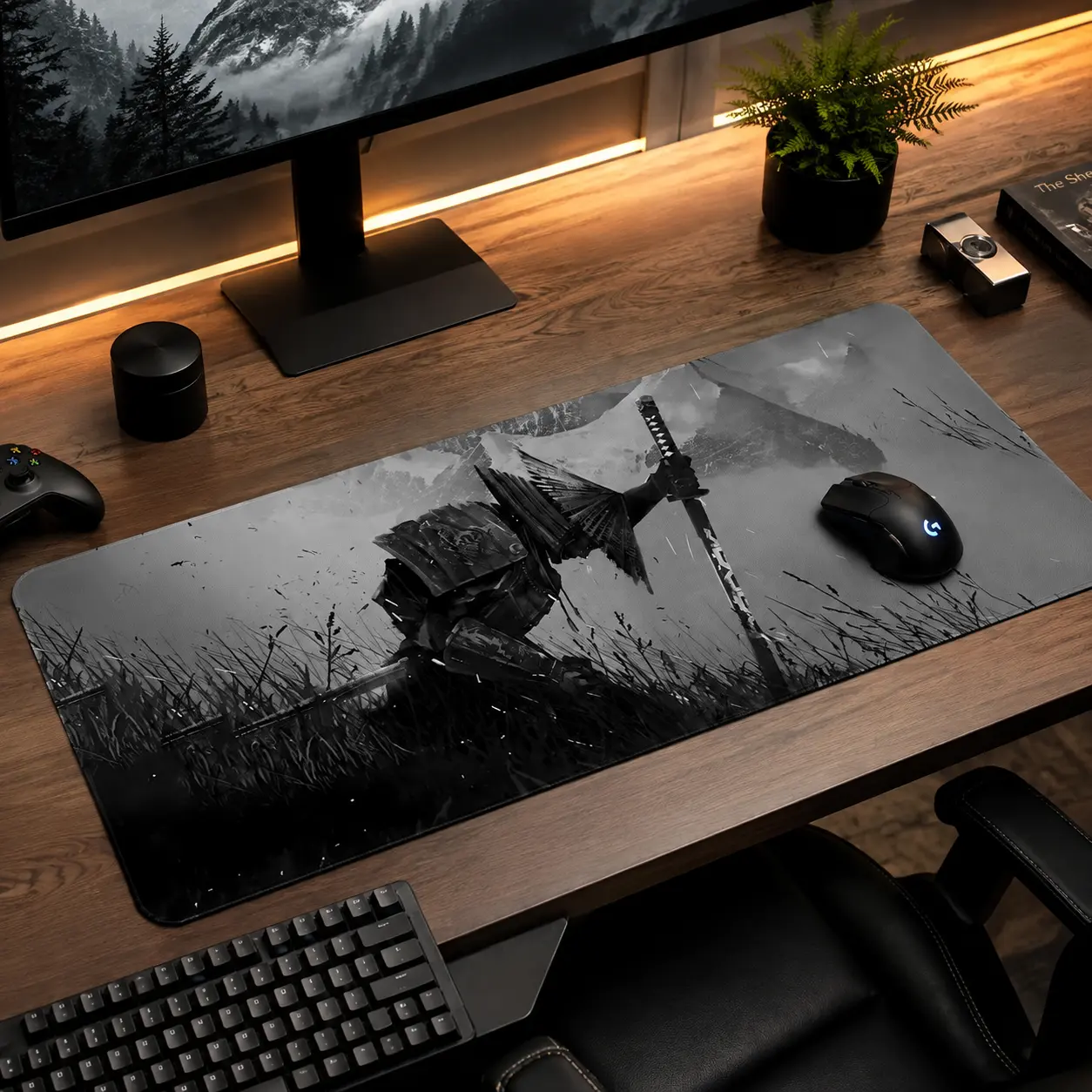 Samurai Warrior Pattern Mouse Pad, Large Gaming Mouse Pad, Made For Gaming, Aesthetic Desktop Decoration Protective Pad, Non-slip Rubber Pad for Laptop, Desktop Computer Games, Lock Edge, Desk Accessories, Gaming Desk Accessory, Desk Setup