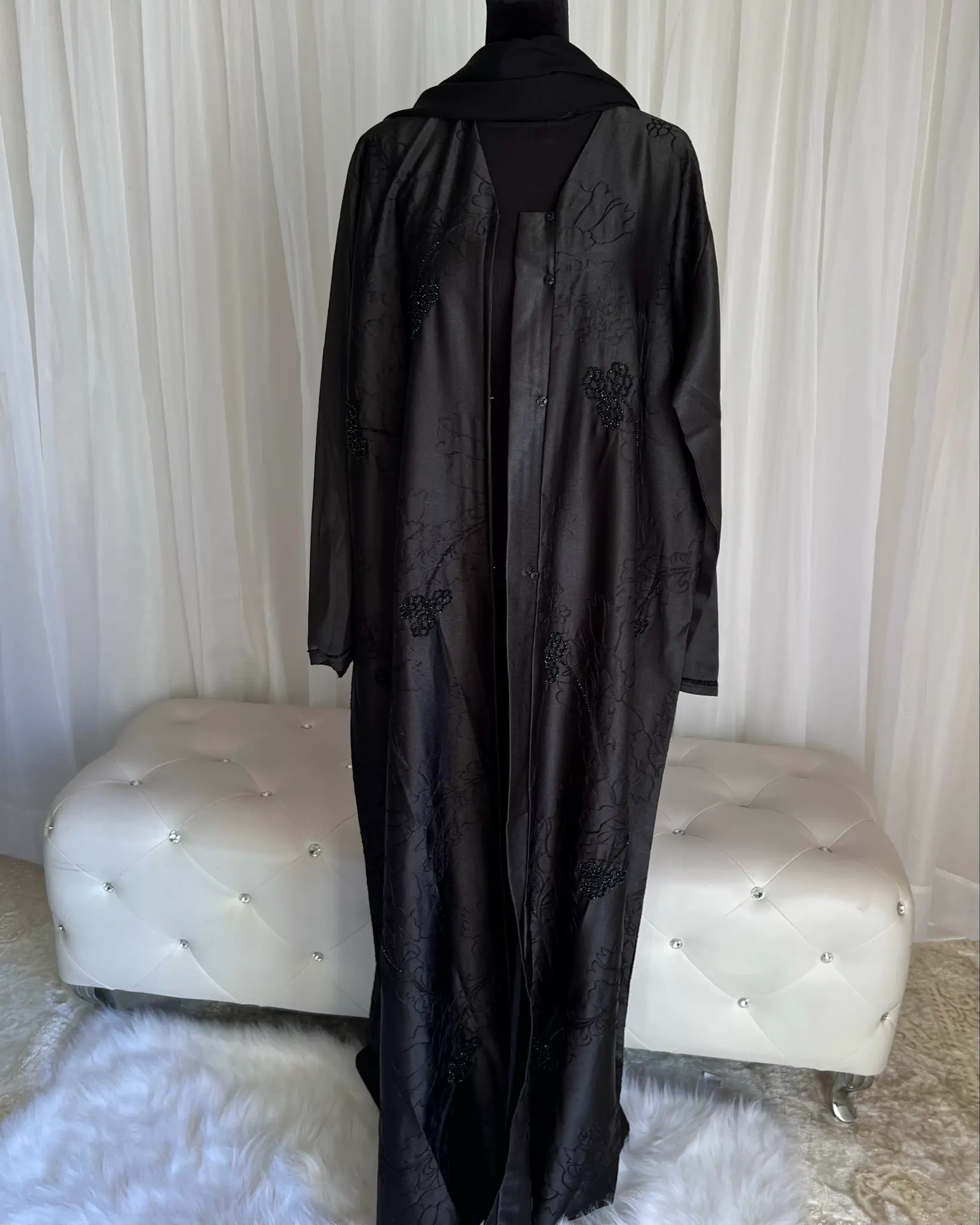 Qamar Open Abaya
