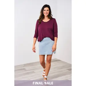 Latched Mama 3/4 Sleeve Scoop Neck Nursing Top 2.0 - Final Sale
