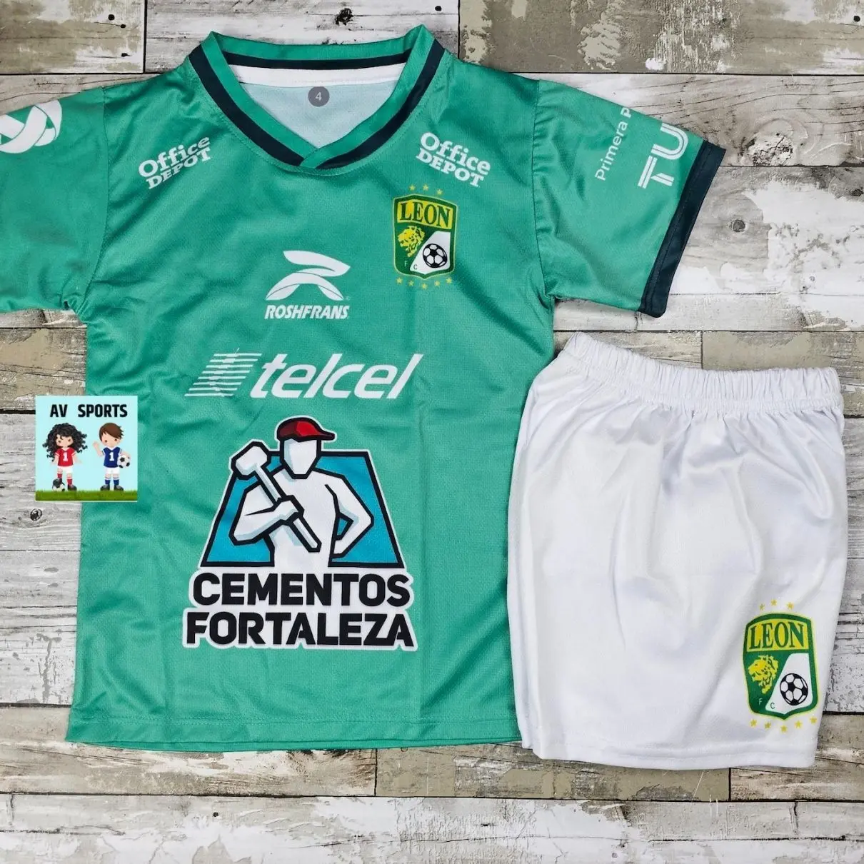 Club Leon Kids Soccer Jersey & Shorts Set UB9
