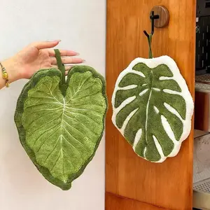2-Piece Creative Coral Fleece Leaf Hand Towels with Hanging Design, Highly Absorbent and Versatile Towel, Super Absorbent Towel for Bathroom Kitchen and Dining Use