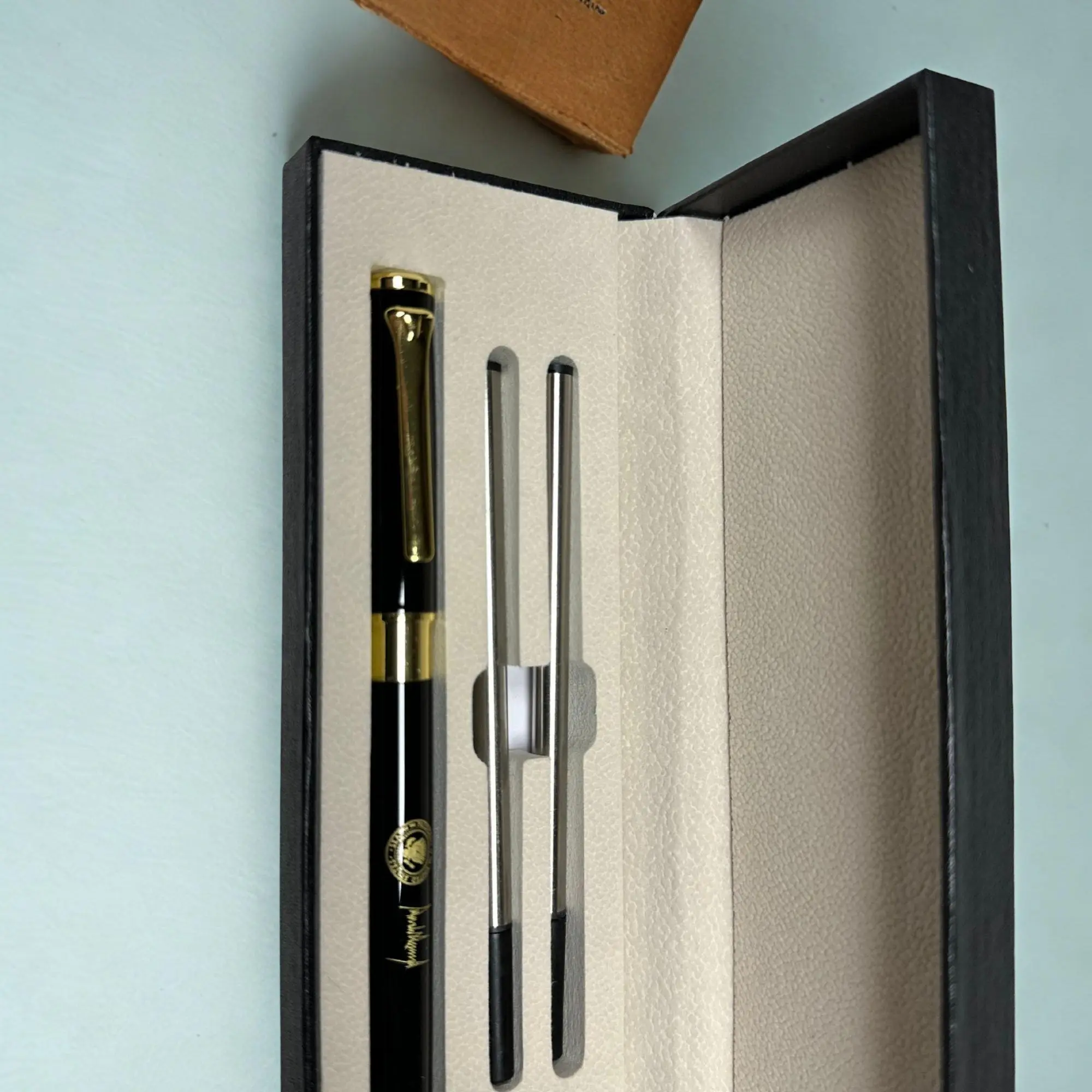 Presidential Pen with Engraved Donald Trump Signature and Two Refills - Unique Writing Tool for Gifting or Personal Use
