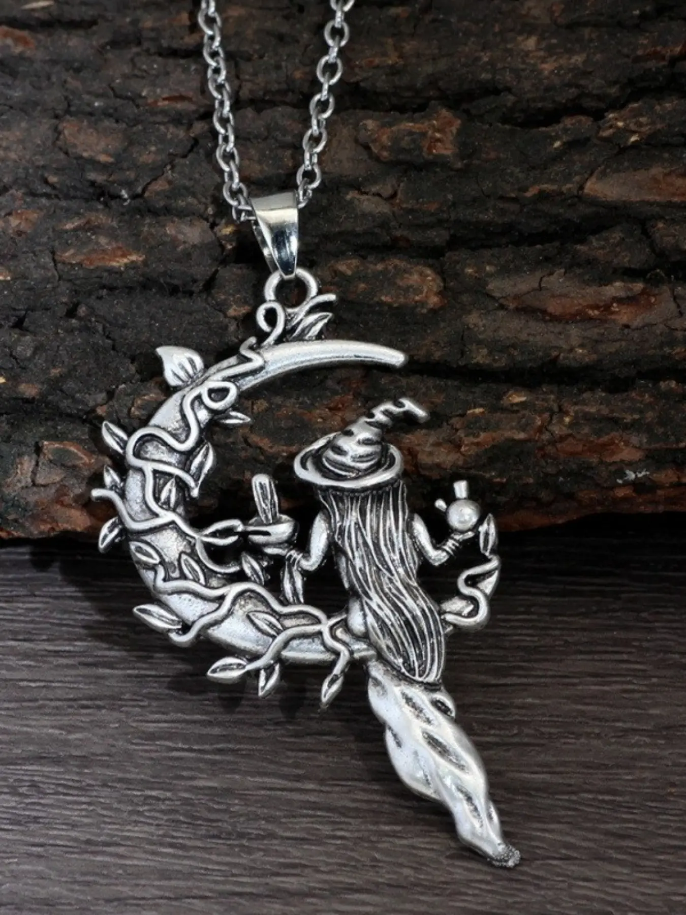 Vintage Witch on Moon Pendant Necklace Tone Enchanted Witchy Jewelry Gothic Boho Style Jewelry Magic Amulet for Halloween Festival Gift Exquisite Jewelry Gift