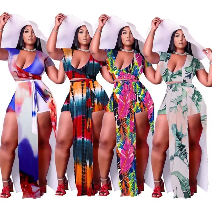 Beautiful V-Neck Printed Plus Size Women Two Piece Shorts Set