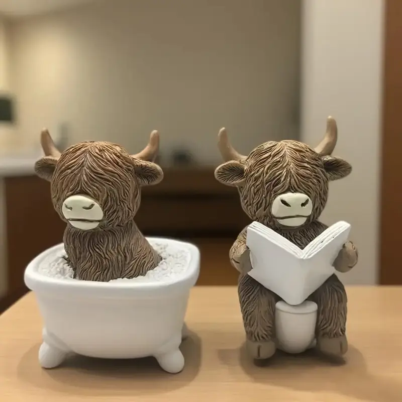 Highland Cow Reading Book Resin Toilet Statue - Funny Cottage Look Home Supplies, Resin Figures, Texture Detail, No-Electricity Ornament, Holiday Gift for Christmas & Thanksgiving
