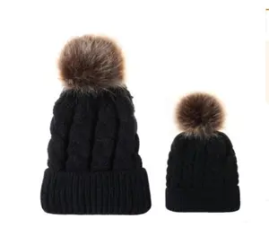 The CapSpot - Autumn and winter ball twist knit hat