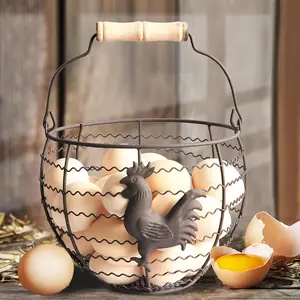 Wire Egg Basket for Gathering Fresh Eggs Collecting Basket with Handle,Rusty Chicken Decorated Small Chicken Egg Basket Vintage Style Eggs Holder Basket Countertop for Farmhouse Kitchen Decor CJDECO