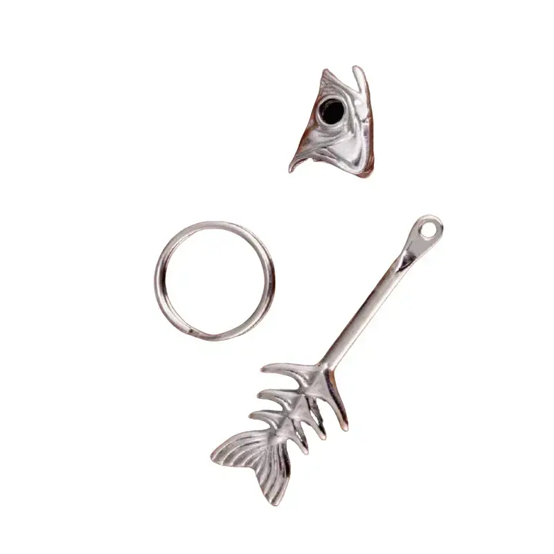Gothic Industrial Fishbone Keychain for Men's EDC, Heavy-Duty Mirror-Polished Metal Charm with a Quick-Release Mechanism