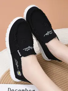 Women's Plus Size New Season Round-Toe Frayed Edge Slip-On Flat Shoes for Everyday Wear, Fashionable, Simple, Comfortable, Lightweight Casual Shoes
