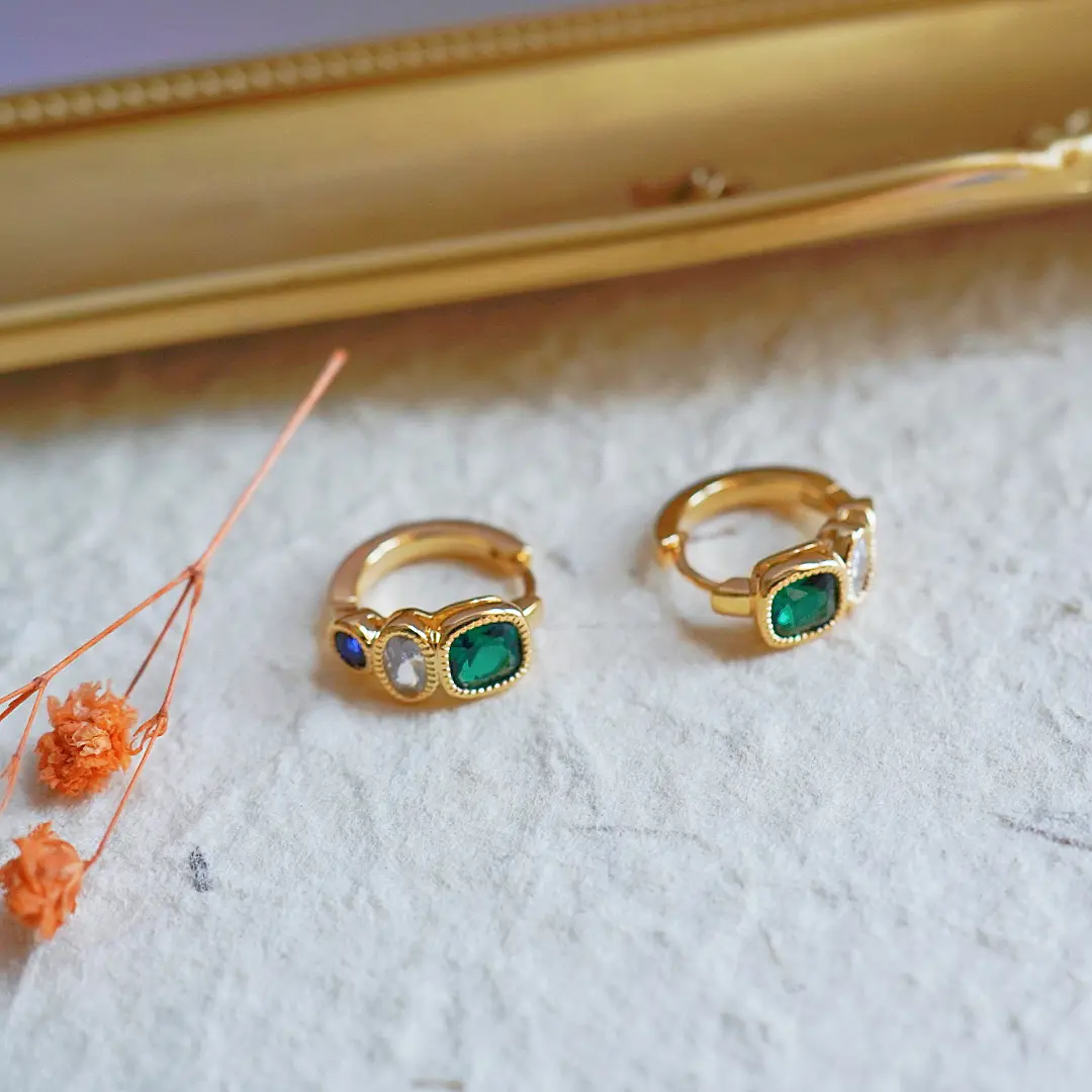 Delicate Emerald Diamond Hoop Earrings - Vintage Green Stone Huggie Hoops - Minimalist Earrings for Women - Everyday Earrings - Gift for Her