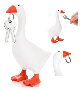 Magnetic Goose Key Holder Kawaii Resin Statue Key Hanger Funny Decor Rack for Home Office Table Perfect Housewarming Gift Kawaii Magnetic Goose Duck Key Hold Hanging Key Storage Key Storage For Desk