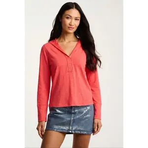 ON THE EDGE TEE