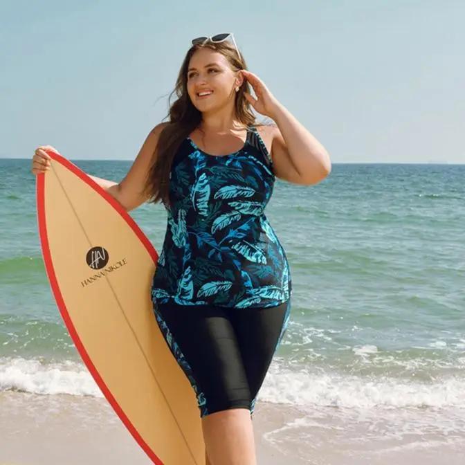 Hanna Nikole Plus Size Two-Piece Swimsuit Women's Sun Protection Knee-Length Swi...