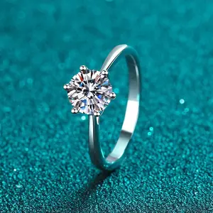 【New customers 】S925 sterling silver 1CT classic noble Six claws plain ring Artificial Zircon Decor Engagement Ring for Her