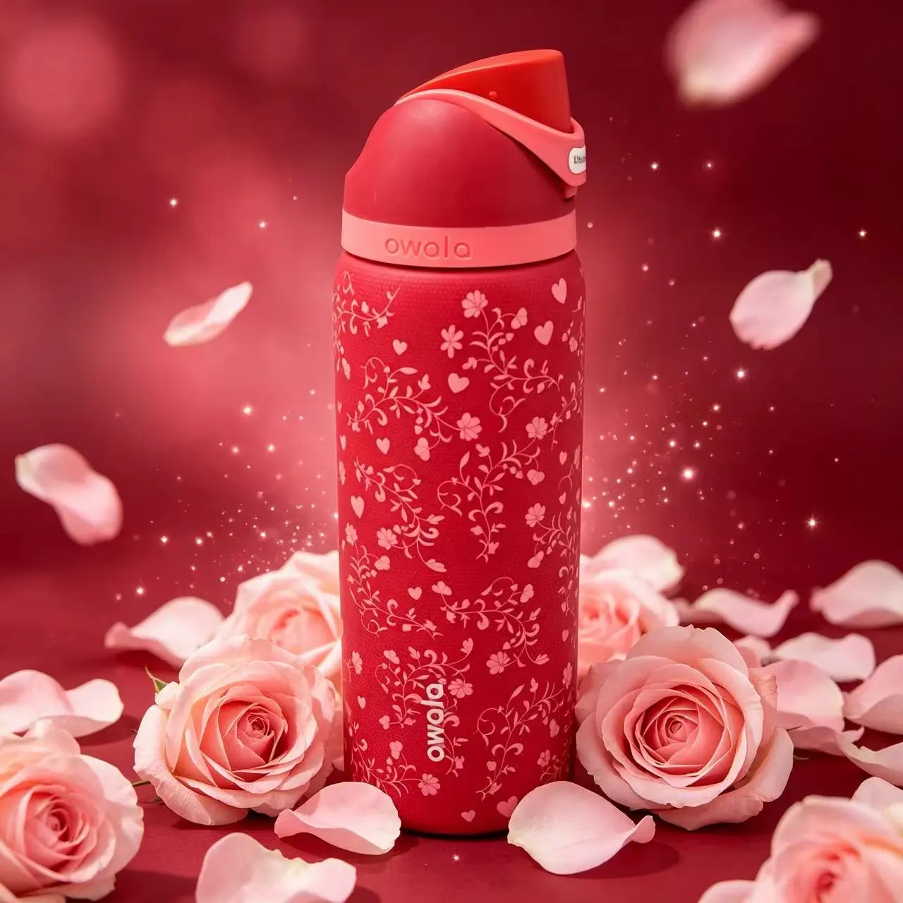 Owala FreeSip 32oz Carta de Amor Limited Edition! Red floral & heart print insulated bottle, leak-proof 2-way sip lid, keeps drinks cold all day. Perfect Valentine gift for your bestie or yourself!