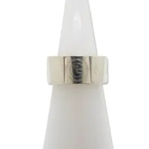 Pre-owned Gucci Ring Size 4 G1135