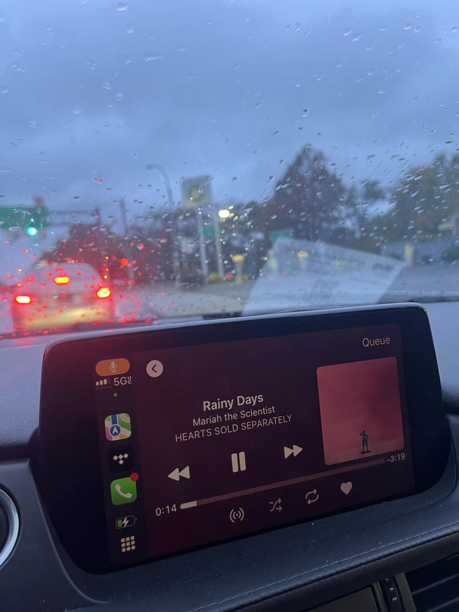 Item: Wired carplay/Android auto