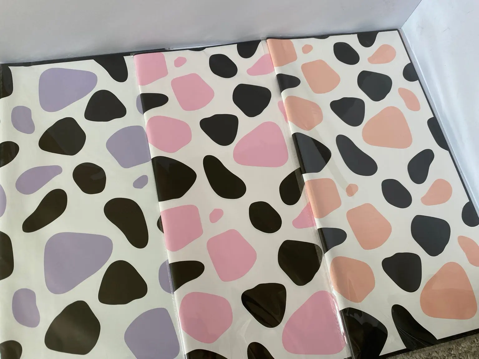 Abstract Print Korean Floral Wrapping Paper – 20 Sheets