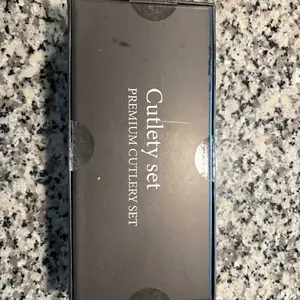 review image 0