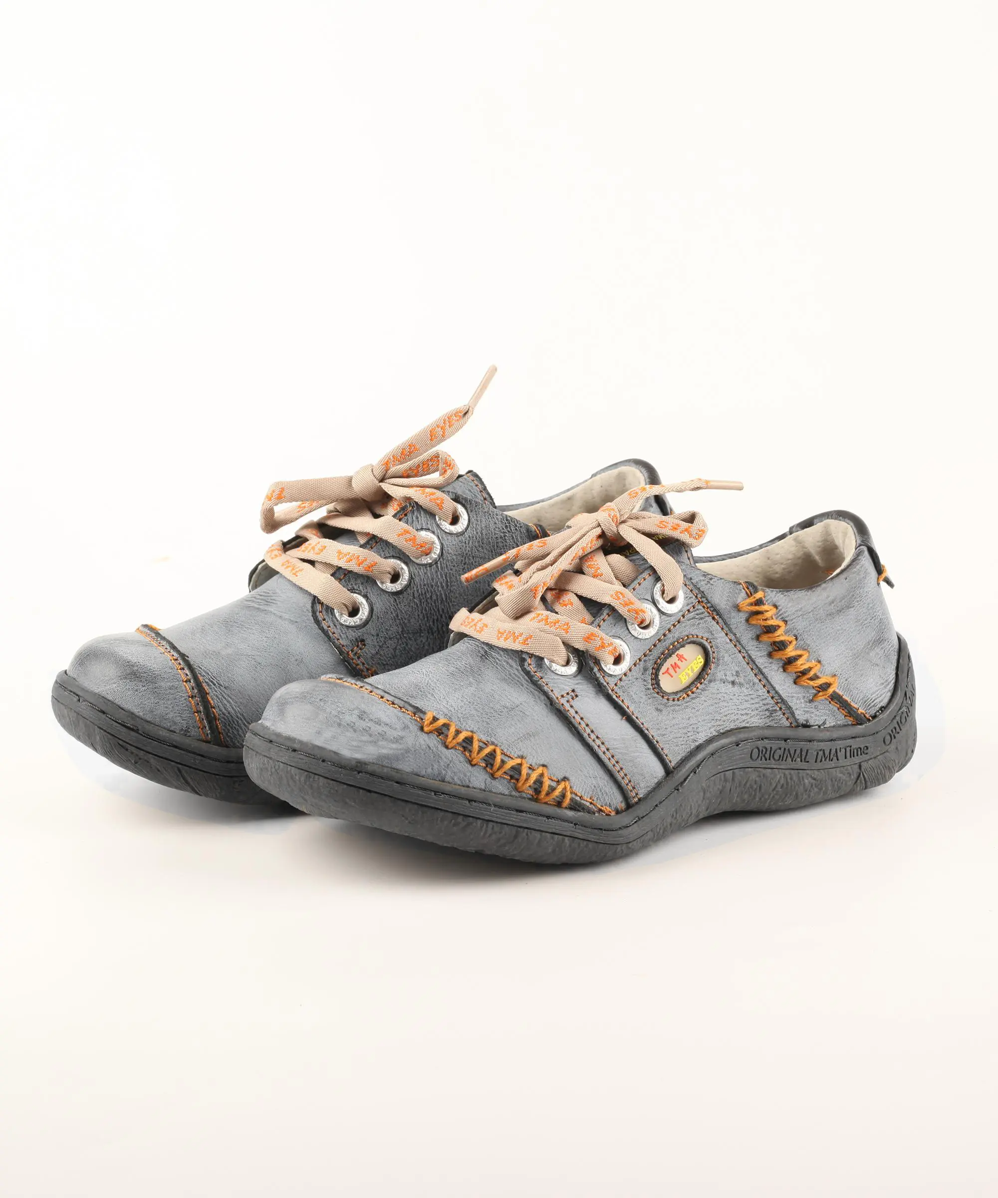 TMA EYES&MAiA Women's Hand-stitched Patchwork Leather Sneakers, Casual Round Toe Lace-up Walking Shoes for Travel and Work, Leather Material