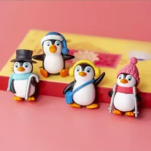 4pcs Cute Penguin Car Decorations for Christmas Gifts, Birthday Party Favors, Mini Cartoon Penguin Figurines, Winter Holiday Decor Set
