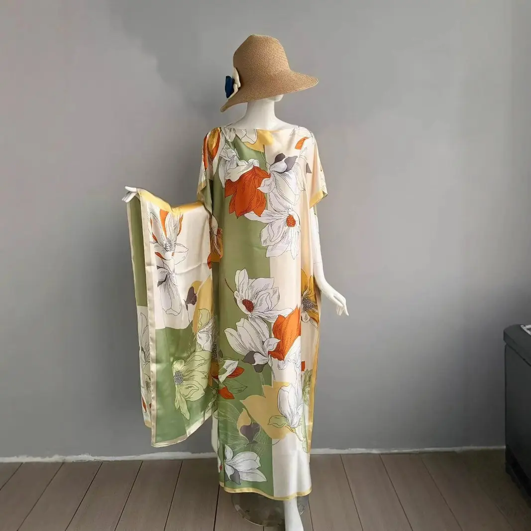 Two-tone flower yellow-green