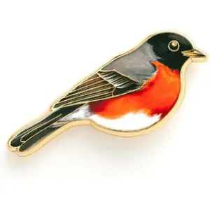 American Robin Bird Enamel Pin – Elegant Hard Enamel Brooch for Nature Lovers
