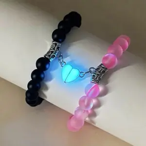2pcs Couple Glow In The Dark Magnetic Heart Charm Beaded Bracelet touch jewlery accessories magnet couple locked  bracelet