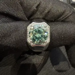 US LC | 5CT silver Green Moissanite Halo Signet Ring QH-R0050-S5CT-GN
