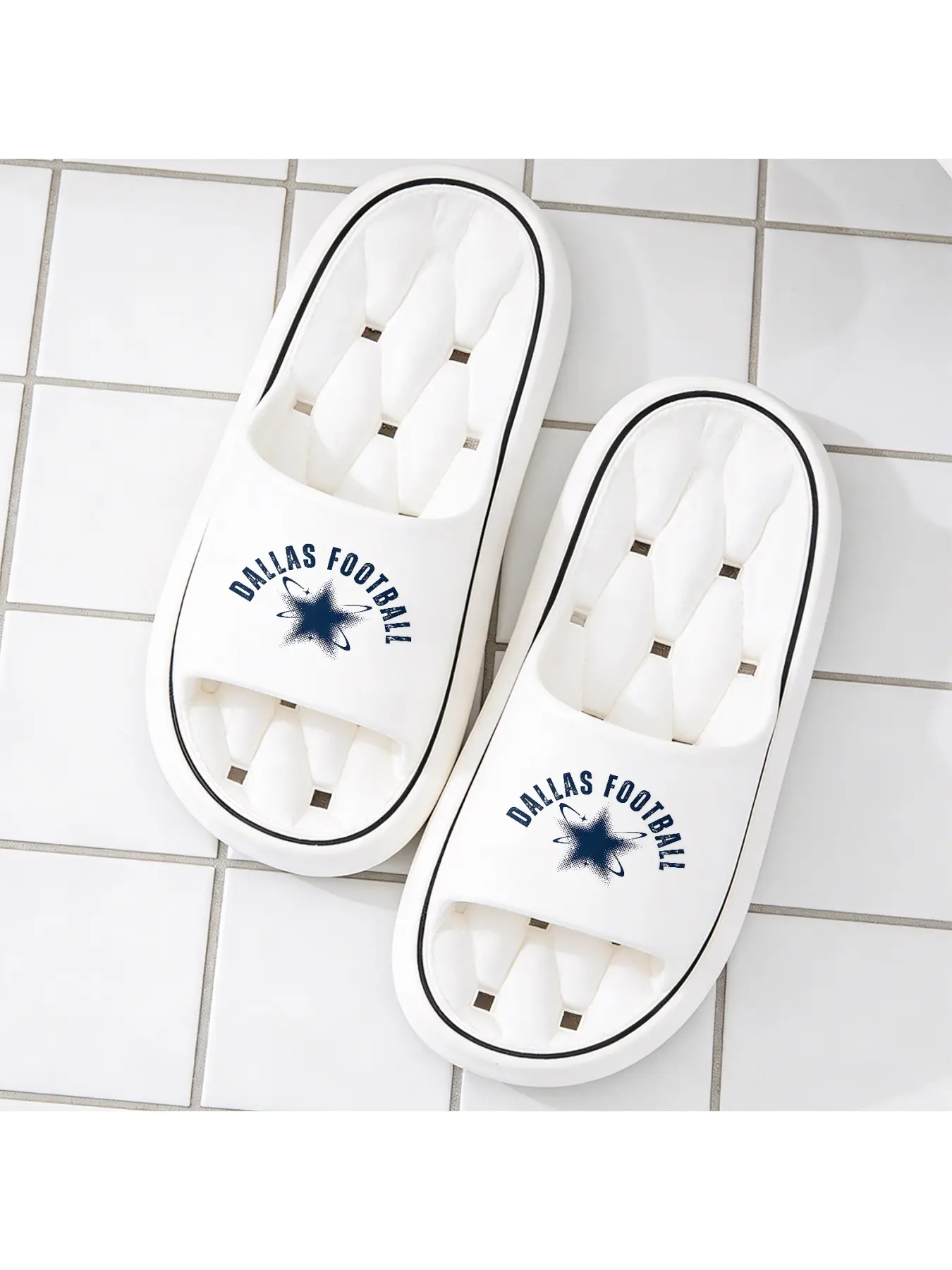 Dallas Football Themed Hollow-Out Sole Slippers, Breathable and Non-Slip Casual Slides, Unisex Indoor Outdoor Home Slippers, American Football Fans Peripheral Soft Bottom Slippers, Lightweight and Co