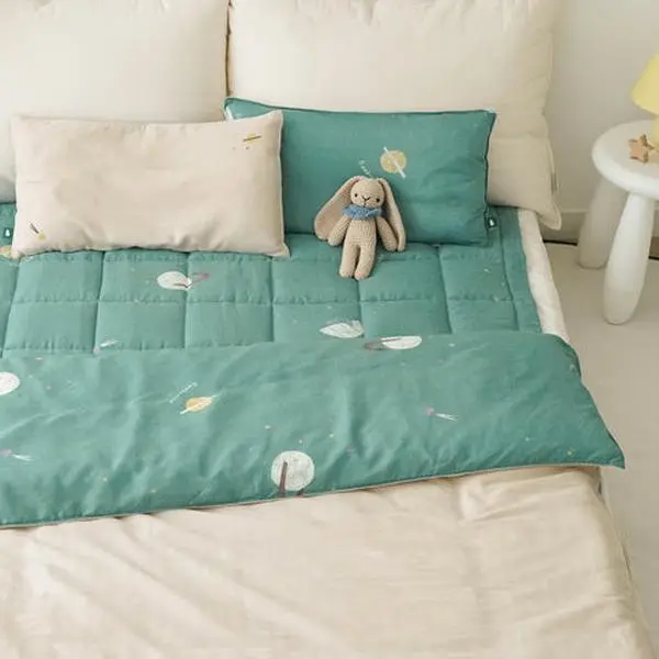 BambooBebe Bamboo and Modal Bedding Set (Comforter+Pad+Pillow) - Charming Green
