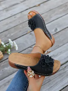 Women's Summer Fashion Slip-On Sandals, Elegant Fashionable Sandals, PU Leather Slides, Casual Outdoor Floral Wedge Slippers, Comfortable Beach Shoes for Women