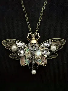 Vintage Gothic Pearl Skull Moth Pendant Necklace, Antique Bronze Color, Punk Style, Unisex Couple Party Jewelry, Creative Design